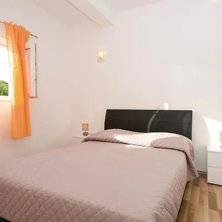 Lovely In Blizna Donja With Kitchen 公寓 Mitlo