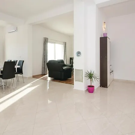 Διαμέρισμα Lovely In Blizna Donja With Kitchen Mitlo
