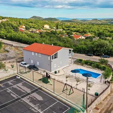 Διαμέρισμα Lovely In Blizna Donja With Kitchen Mitlo